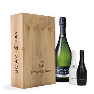 Scavi & Ray Prosecco zusammen mit Salz und Pfefferstreuer in schöner Holzbox